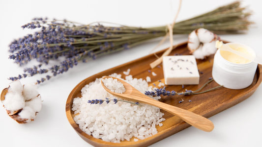 Menthol bath salt